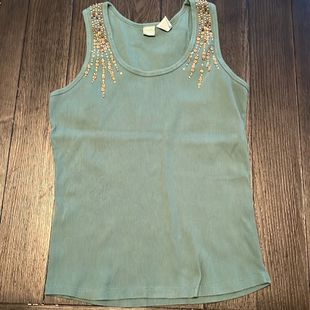 ☘️Women's Basic Layering Tank army Green w Embellishments beads sequins Size XL